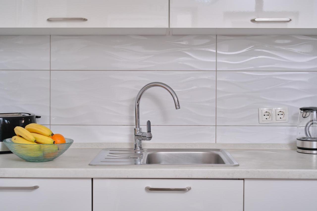 Apartment Queen Трогир Екстериор снимка